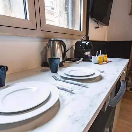 Fire, Vue Cathedrale Apartman *